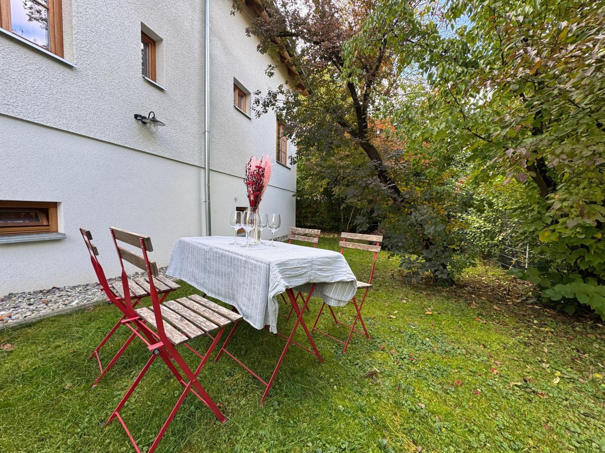 Ferienwohnung Grosses City-Loft - Schwingstuhl & Sterne Klagenfurt am Wörthersee Exterior foto